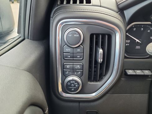 Used 2020 GMC Sierra 1500 Denali w/ Denali Ultimate Package AWD/4WD image 28
