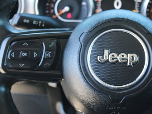 Used 2022 Jeep Gladiator Sport AWD/4WD image 24