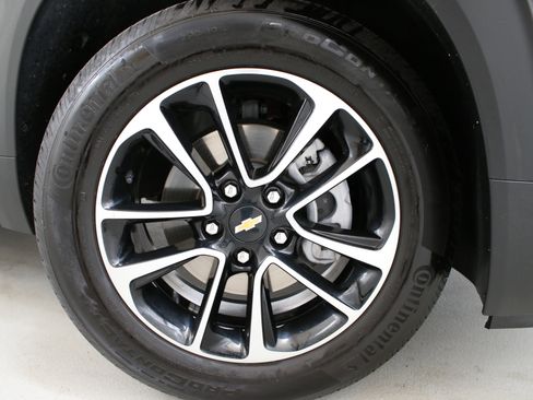 Used 2024 Chevrolet TrailBlazer LT w/ Convenience Package FWD image 32