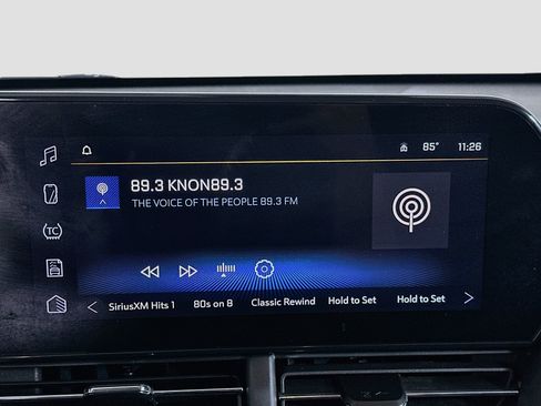 Used 2025 Chevrolet Trax LT w/ LT Convenience Package FWD image 21