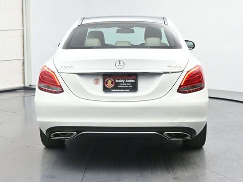 Used 2018 Mercedes-Benz C 300 4MATIC Sedan image 24