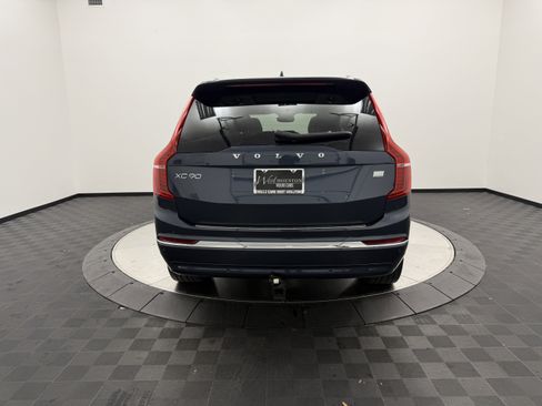 Used 2023 Volvo XC90 T8 Ultimate image 6