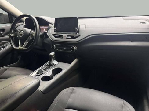 Used 2019 Nissan Altima 2.5 SV FWD image 7