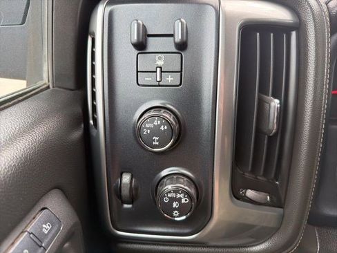Used 2015 Chevrolet Silverado 1500 LTZ w/ LTZ Plus Package AWD/4WD image 26
