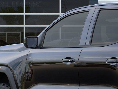 New 2026 GMC Canyon Elevation w/ LPO, Black Badging Package RWD image 12