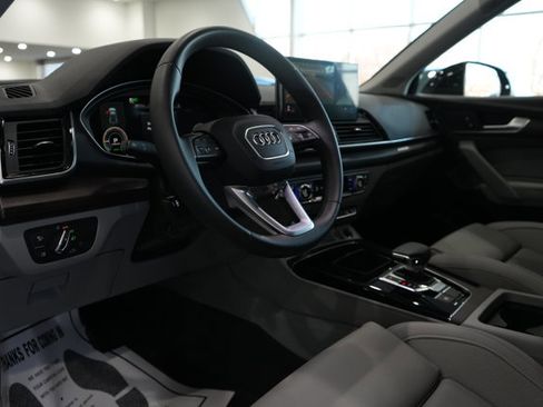Used 2024 Audi Q5 e Premium Plus image 18
