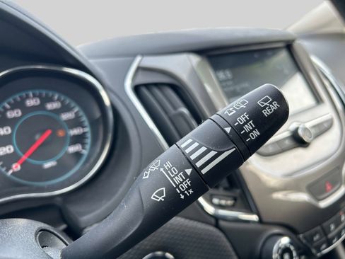 Used 2017 Chevrolet Cruze LT w/ Convenience Package image 25