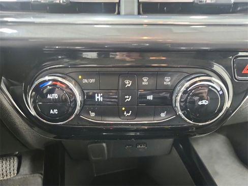 Used 2024 Chevrolet Trax ACTIV w/ Driver Confidence Package image 26
