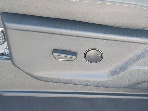 Used 2025 Ford F250 XLT image 29