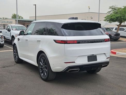 Used 2024 Land Rover Range Rover Sport Dynamic SE AWD/4WD image 8