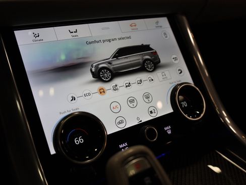 Used 2022 Land Rover Range Rover Sport SVR image 26