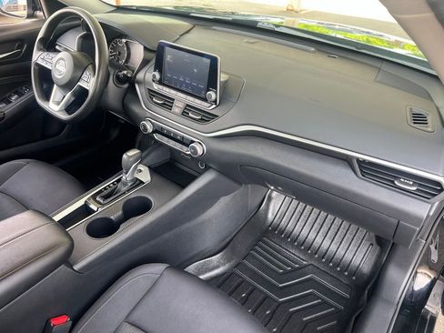 Used 2020 Nissan Altima 2.5 S FWD image 20