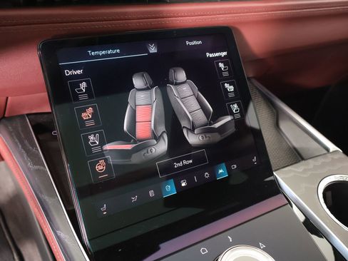 Used 2025 Cadillac Escalade Premium Luxury w/ Touring Package image 7