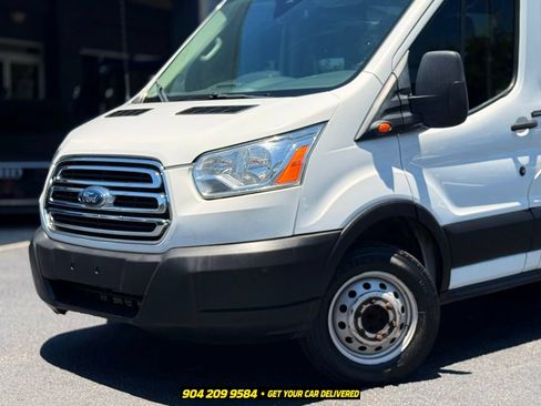 Used 2019 Ford Transit 350 XLT RWD image 2