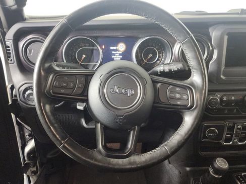 Used 2019 Jeep Wrangler Unlimited Sport image 17