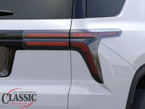 New 2026 Chevrolet Traverse LT FWD image 13
