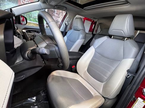 Used 2023 Toyota RAV4 Limited AWD/4WD image 20