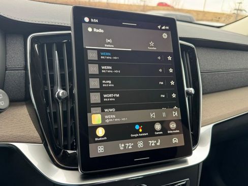 New 2026 Volvo XC90 B6 Core AWD/4WD image 19