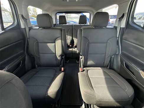 Certified 2023 GMC Acadia SLE w/ Driver Convenience Package image 21