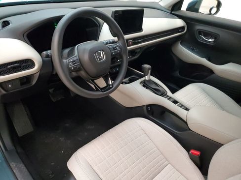 Certified 2026 Honda HR-V LX image 2