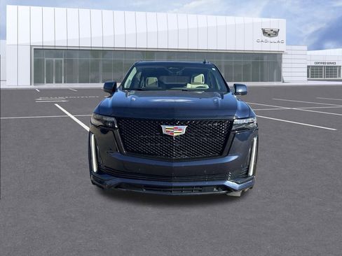 Certified 2023 Cadillac Escalade Sport Platinum image 10