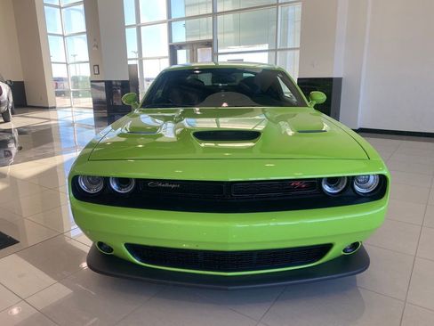 Used 2023 Dodge Challenger R/T Scat Pack image 9