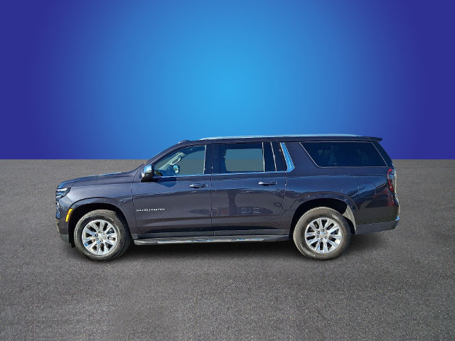 Used 2025 Chevrolet Suburban Premier AWD/4WD image 7
