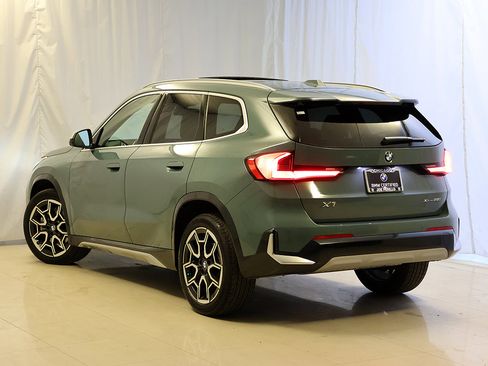 Certified 2024 BMW X1 xDrive28i w/ Technology Package AWD/4WD image 9
