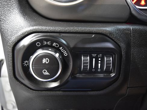 Used 2021 Jeep Gladiator Rubicon image 22