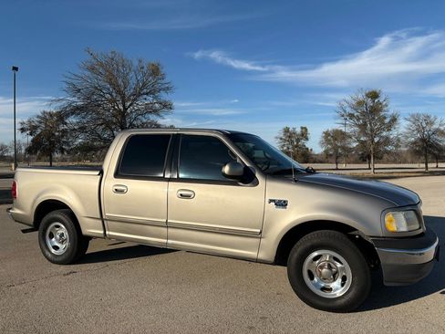 Used 2001 Ford F150 XLT image 31