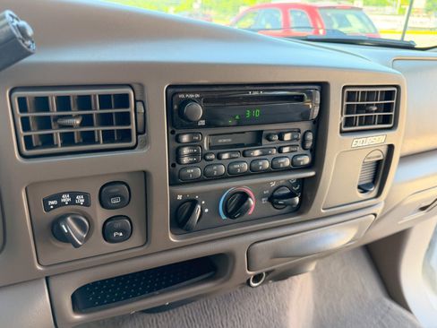 Used 2000 Ford Excursion Limited AWD/4WD image 21