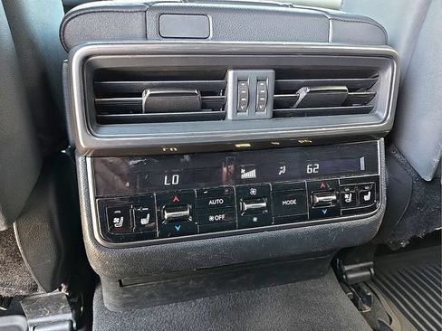 Used 2023 Lexus LX 600 4WD w/ Interior Upgrade Package image 15