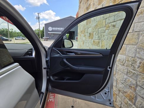 Used 2020 BMW X3 xDrive30i w/ Convenience Package AWD/4WD image 11