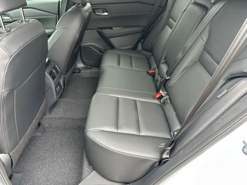 New 2026 Nissan Rogue SV FWD image 21