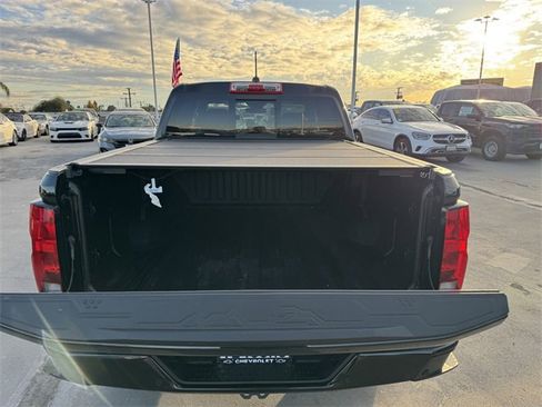 Used 2025 Chevrolet Colorado W/T w/ WT Custom Package image 8