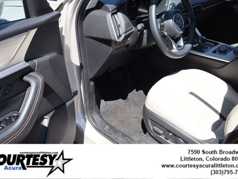 Used 2024 MAZDA CX-90 Plug-In Hybrid w/ Preferred AWD/4WD image 23