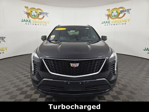 Used 2022 Cadillac XT4 Sport image 2