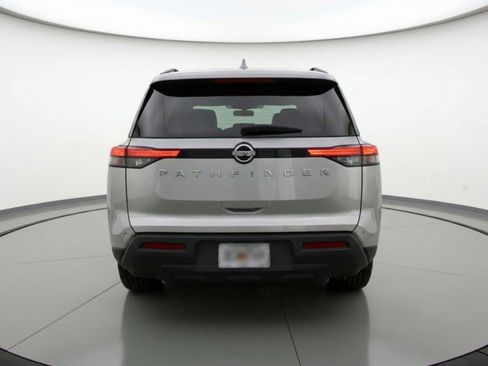 Used 2025 Nissan Pathfinder SV FWD image 7