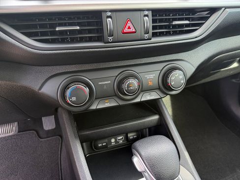 Used 2021 Kia Forte LXS image 17
