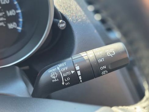 Used 2013 MAZDA MAZDA3 i Grand Touring w/ Tech Pkg image 28