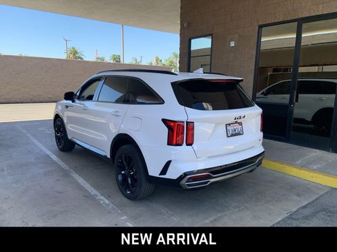 Used 2023 Kia Sorento SX image 6