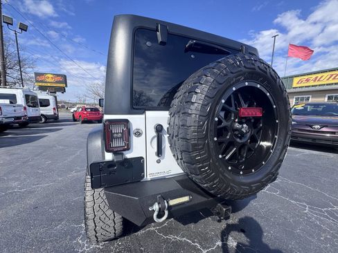 Used 2016 Jeep Wrangler Unlimited Sport w/ Connectivity Group image 17