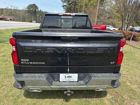 Used 2023 Chevrolet Silverado 1500 LT w/ Z71 Off-Road Package image 6