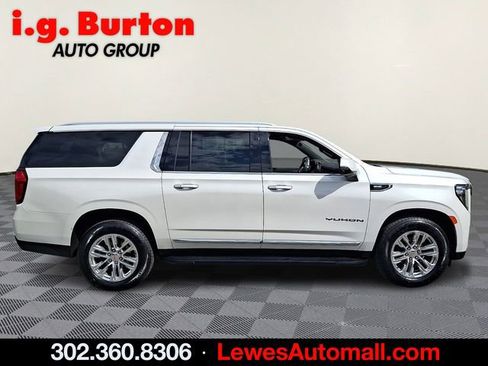 Certified 2023 GMC Yukon XL SLT w/ SLT Premium Package image 7