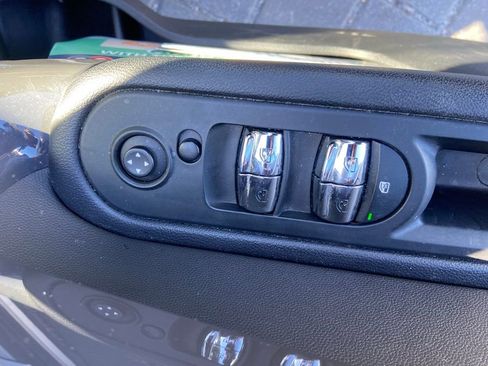 Used 2018 MINI Cooper Countryman S image 12