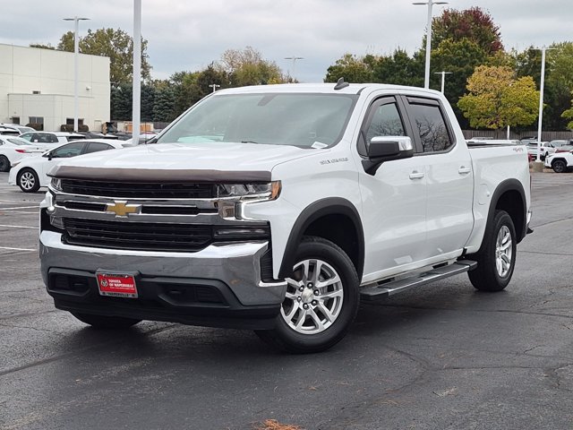 Used 2022 Chevrolet Silverado 1500 LT AWD/4WD image 2