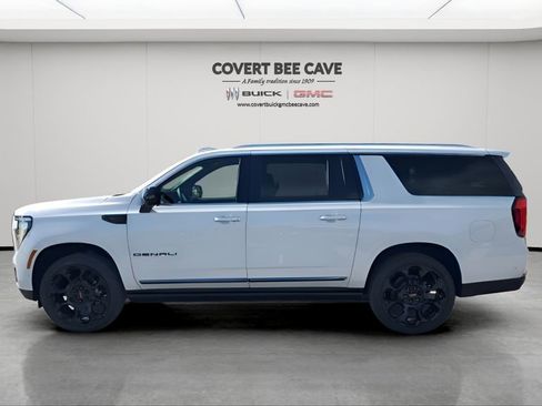 New 2026 GMC Yukon XL Denali Ultimate image 5