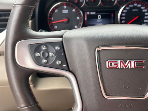 Used 2016 GMC Yukon SLT w/ Open Road Package image 11