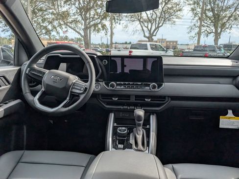 New 2026 Chevrolet Colorado Trail Boss AWD/4WD image 13