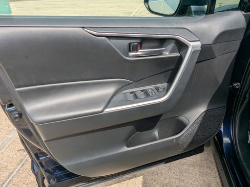 Used 2024 Toyota RAV4 XLE Premium image 12